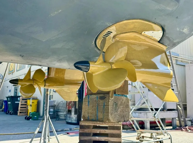 Slide: The Image of Chris-Craft Roamer 40 2007 - 61