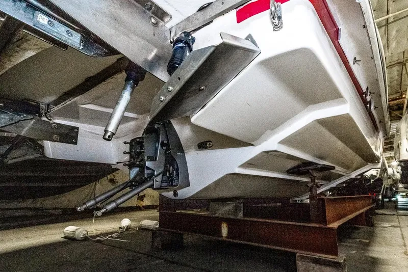 Slide: The Image of Regal 2800 Bowrider 2021 - 52