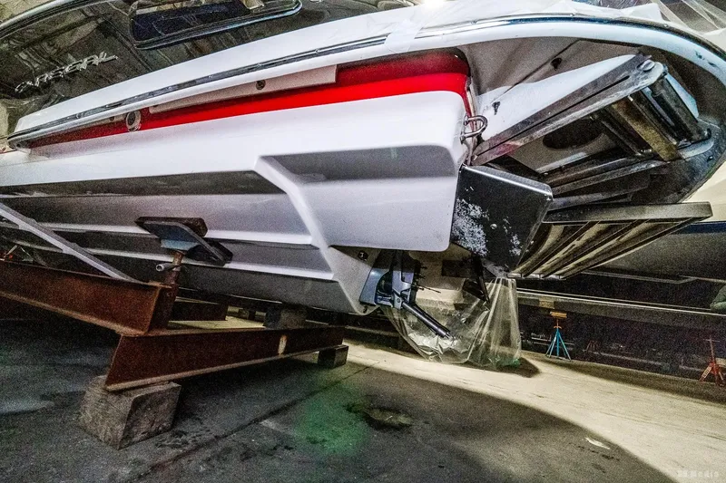 Slide: The Image of Regal 2800 Bowrider 2021 - 53