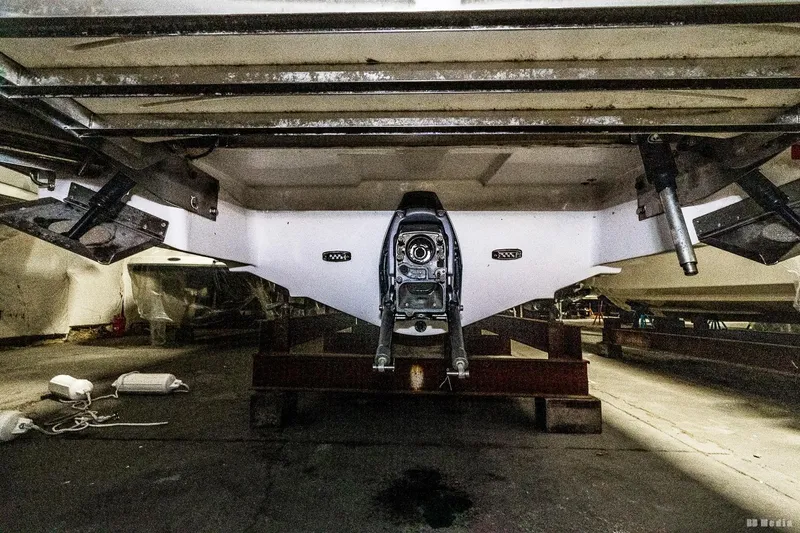 Slide: The Image of Regal 2800 Bowrider 2021 - 54