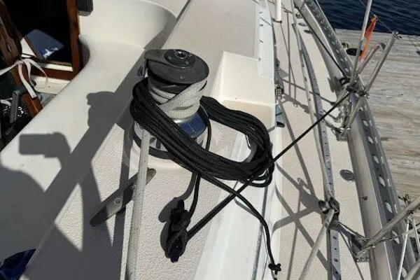 Slide: The Image of Winch and ropes on 1989 Catalina Morgan 440 sailboat deck. - 16