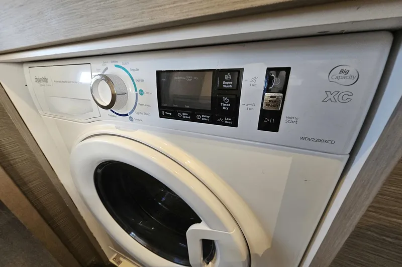 Slide: The Image of Fountaine Pajot MY 6 2023 - 116