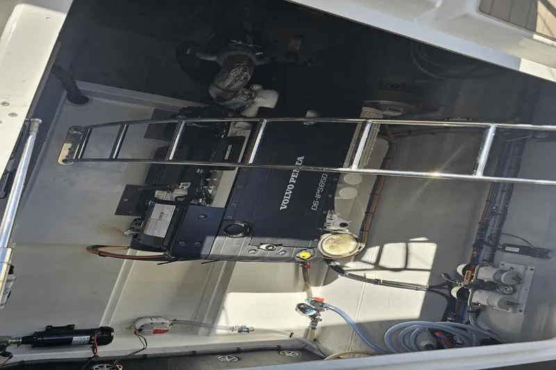 Slide: The Image of Fountaine Pajot MY 6 2023 - 36