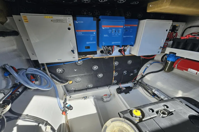 Slide: The Image of Fountaine Pajot MY 6 2023 - 41