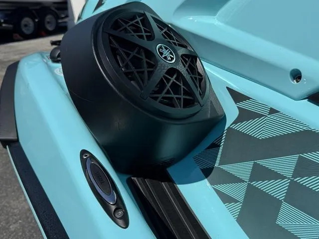 Slide: The Image of Yamaha VX Limited HO 2025 - 11