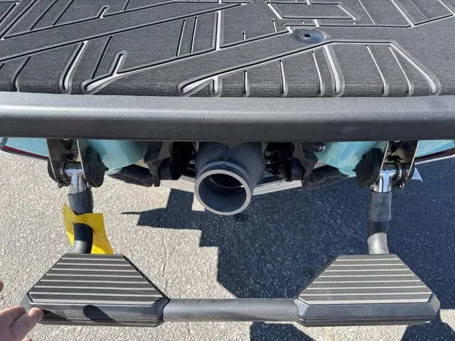 Slide: The Image of Yamaha VX Limited HO 2025 - 24