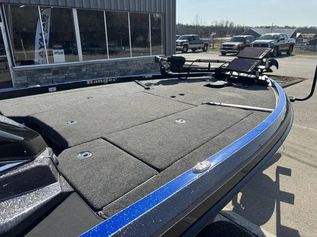 Slide: The Image of 2024 Ranger Z520R boat with dual Lowrance HDS displays on the dashboard. - 7