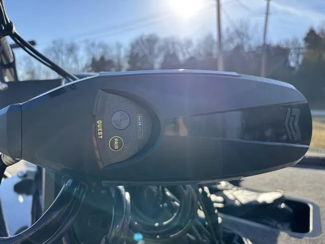 Slide: The Image of 2024 iKon LX20 bike handlebar with control panel in sunlight. - 12