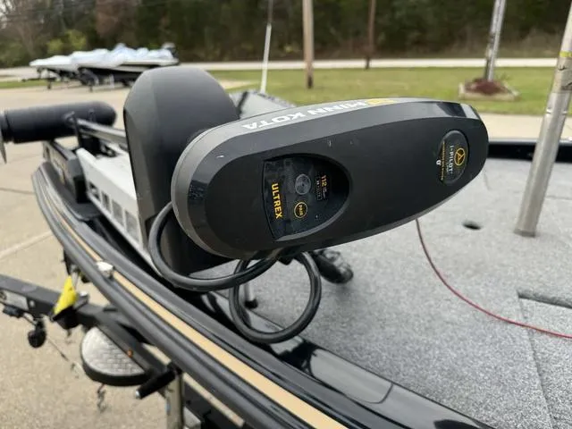Slide: The Image of 2023 Phoenix 721 Pro XP boat with Minn Kota Ultrex trolling motor. - 16