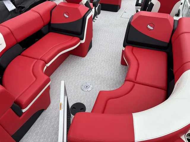 Slide: The Image of South Bay 525RS 2025 - 6