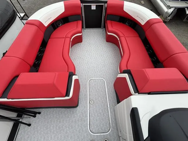 Slide: The Image of South Bay 525RS 2025 - 8