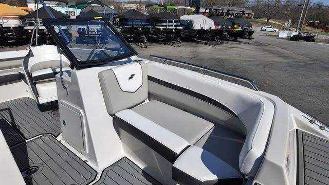 Slide: The Image of Starcraft SVX 210 DC OB 2025 - 15