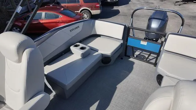 Slide: The Image of Sylvan A 20 LZ DH 2025 - 16