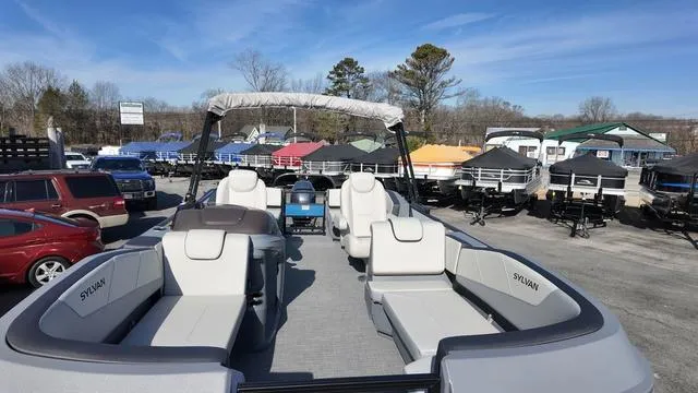 Slide: The Image of Sylvan A 20 LZ DH 2025 - 6