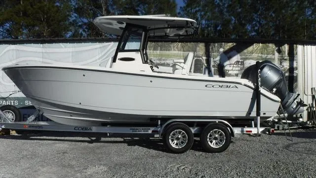 The Image of Cobia 240 Center Console 2025 - 1