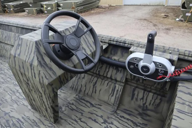 Slide: The Image of Lowe Roughneck 2070 Value Console 2025 - 16