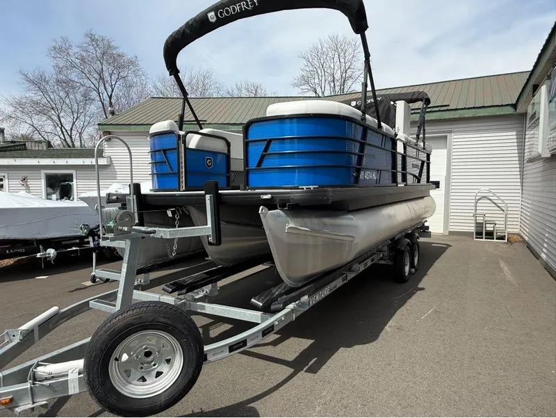 Slide: The Image of Sweetwater SW 2286 C 2023 - 31