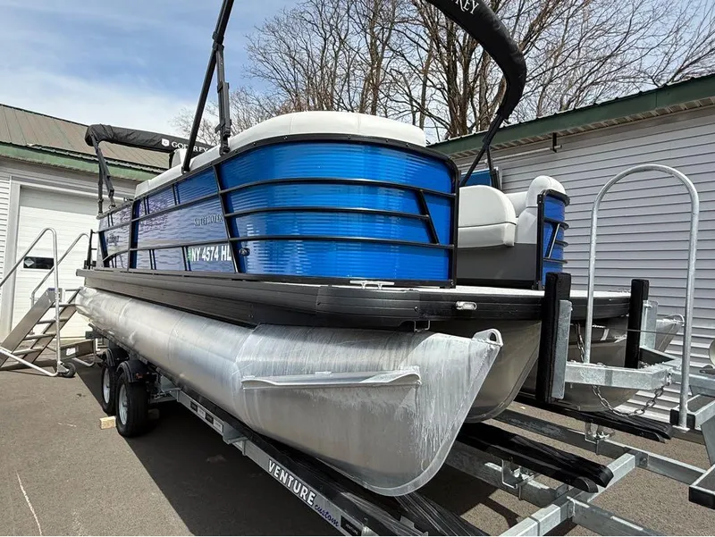 Slide: The Image of Sweetwater SW 2286 C 2023 - 34