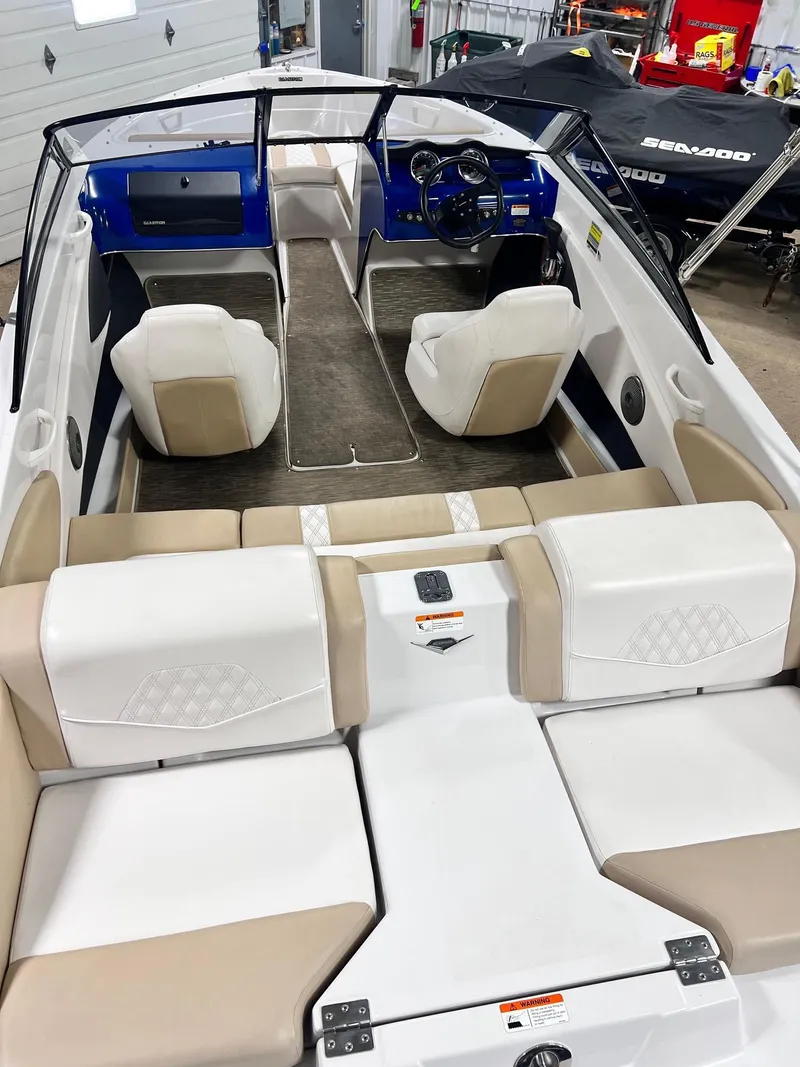 Slide: The Image of Glastron GT 187 2018 - 5