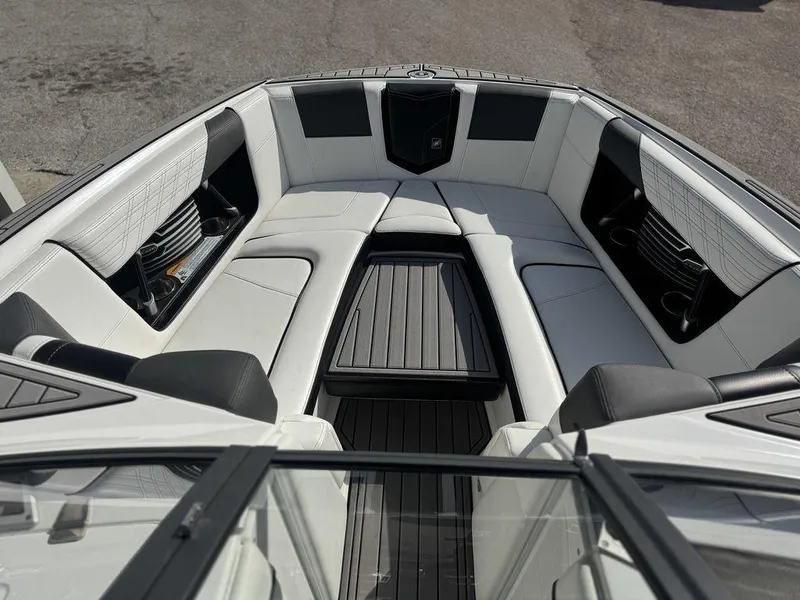 Slide: The Image of Nautique G23 2016 - 11