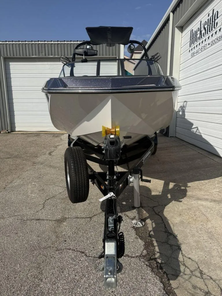 Slide: The Image of Nautique G23 2016 - 4