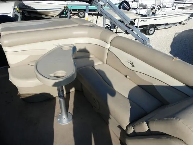 Slide: The Image of Bennington 20 SLX 2014 - 12