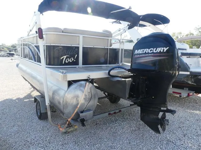 Slide: The Image of Bennington 20 SLX 2014 - 4