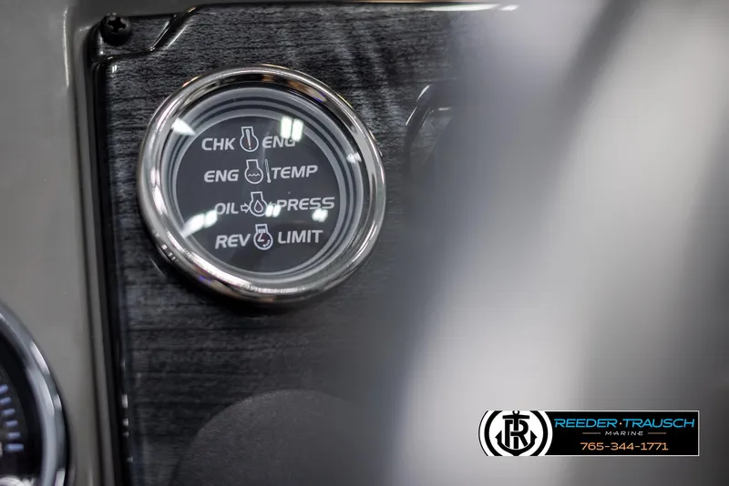 Slide: The Image of Dashboard gauge of 2025 Avalon VLS QL, showing engine and oil indicators. - 33