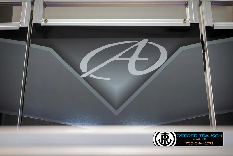 Slide: The Image of 2025 Avalon VLS QL logo with Reeder-Trausch Marine branding. - 47