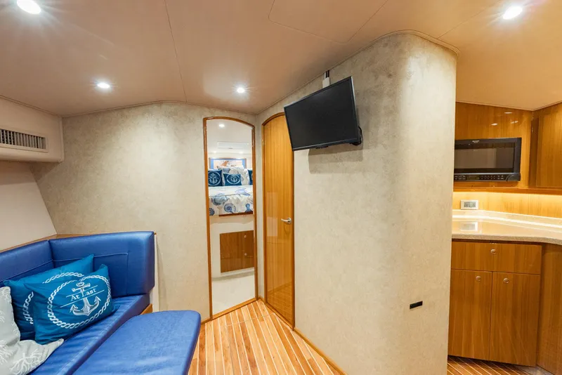 Slide: The Image of Salon Forward View  - 20