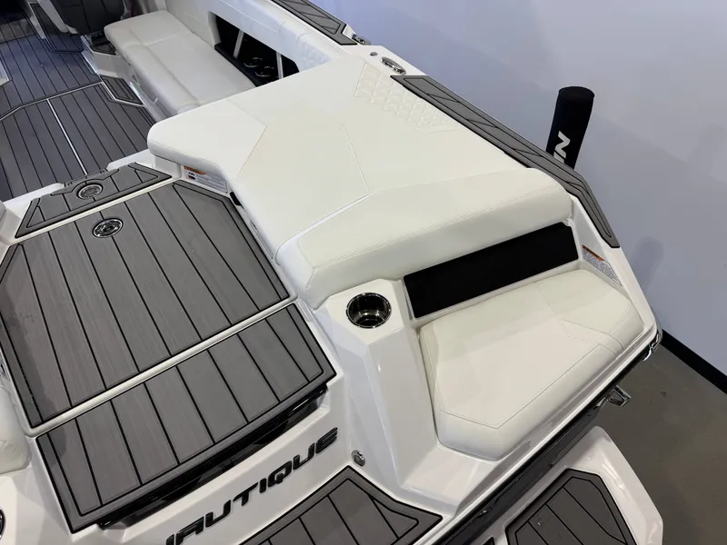 Slide: The Image of Nautique Super Air Nautique GS24 2024 - 10