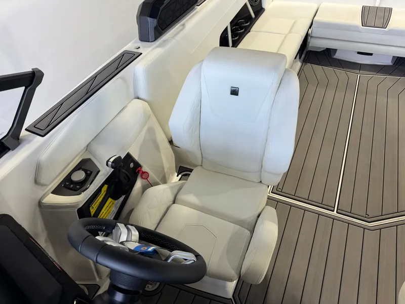 Slide: The Image of Nautique Super Air Nautique GS24 2024 - 19