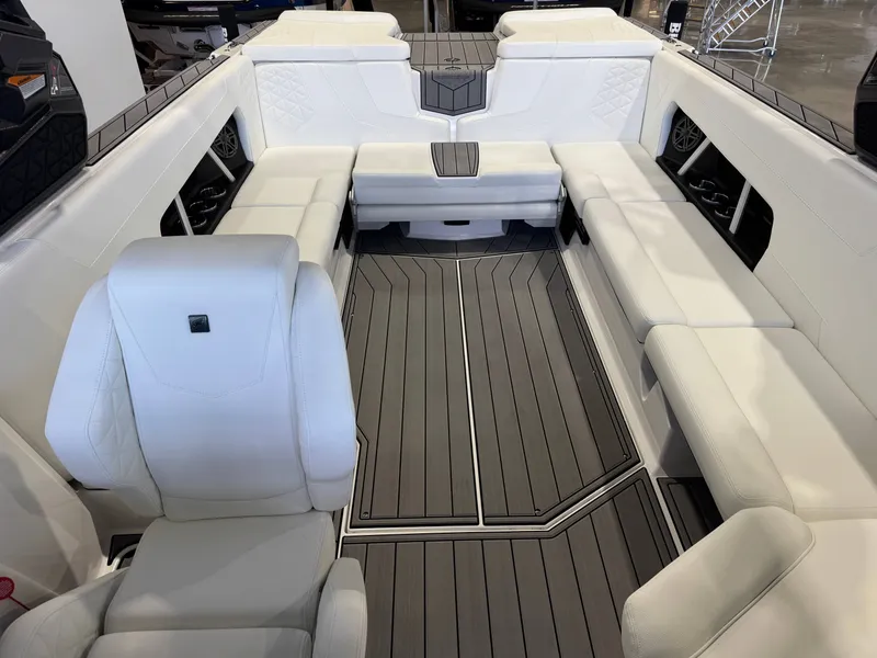 Slide: The Image of Nautique Super Air Nautique GS24 2024 - 20