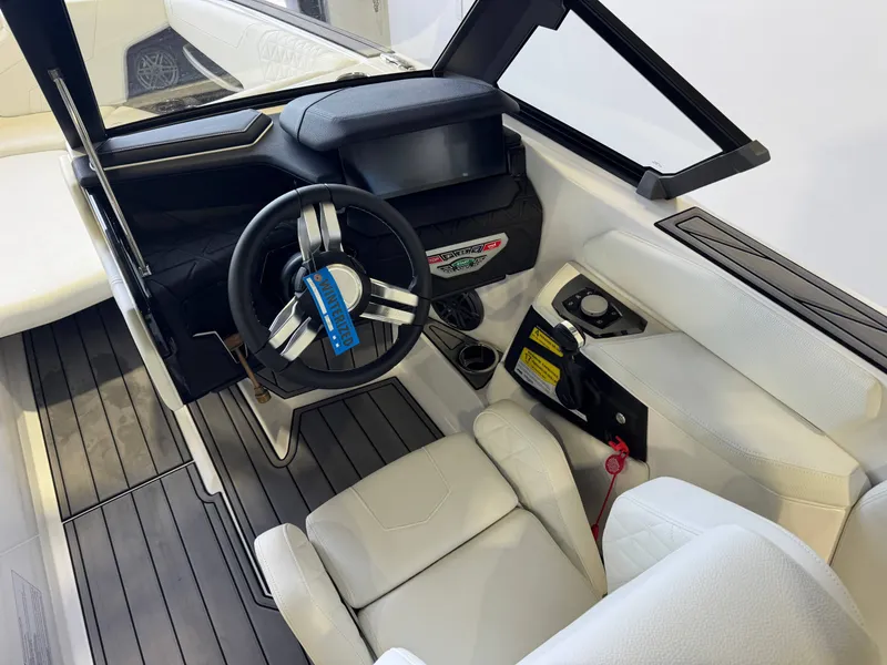 Slide: The Image of Nautique Super Air Nautique GS24 2024 - 23