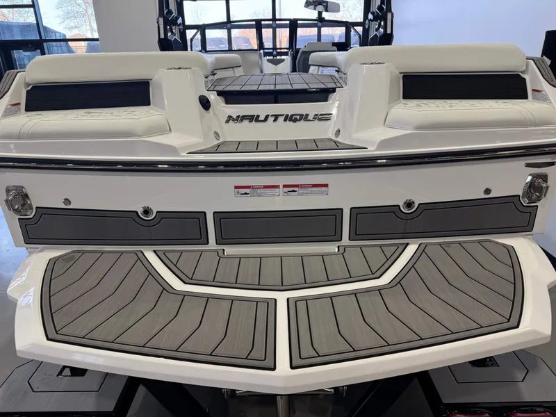 Slide: The Image of Nautique Super Air Nautique GS24 2024 - 7