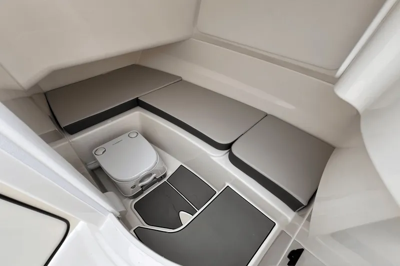 Slide: The Image of Sea Ray SDX 230 Outboard 2026 - 16