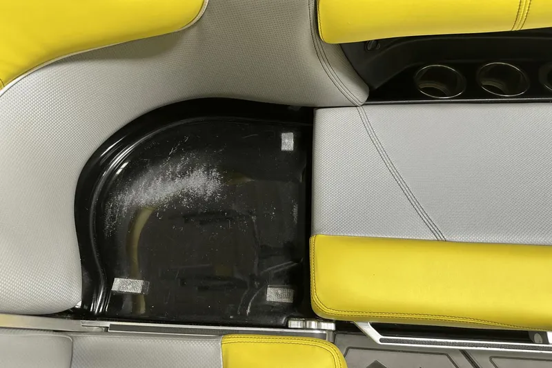 Slide: The Image of MasterCraft X20 2015 - 22