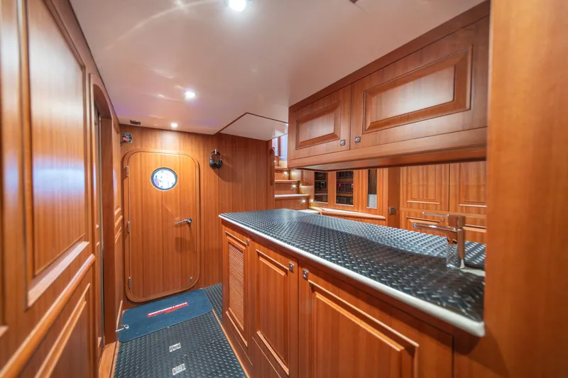 Slide: The Image of Hampton Endurance 750 LRC 2022 - 53