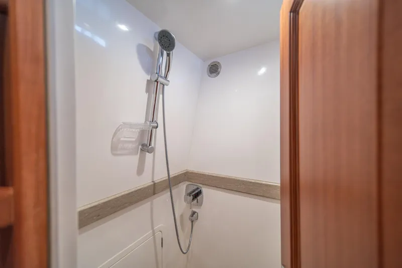 Slide: The Image of Hampton Endurance 750 LRC 2022 - 59