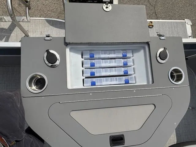 Slide: The Image of South Bay S224FCR 2025 - 14