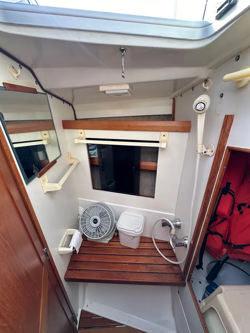 Slide: The Image of Hunter Legend 45 1987 - 56