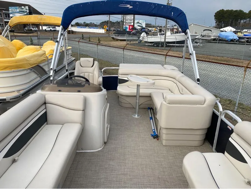 Slide: The Image of Bennington 20 SLV 2020 - 8