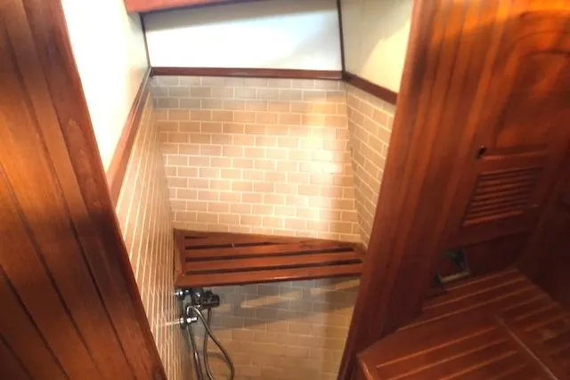 Slide: The Image of Separate Shower-Fwd Head - 21