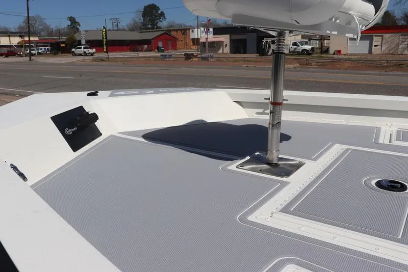 Slide: The Image of G3 Bay 21 GX 2025 - 21