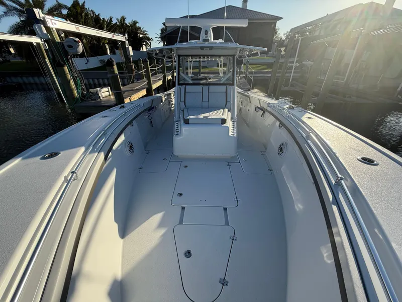 Slide: The Image of Yellowfin 42 Center Console 2025 - 57
