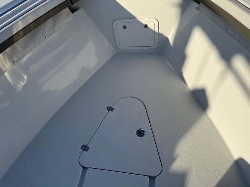 Slide: The Image of Yellowfin 42 Center Console 2025 - 63