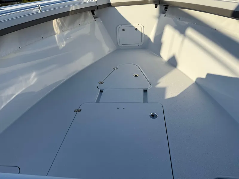 Slide: The Image of Yellowfin 42 Center Console 2025 - 65