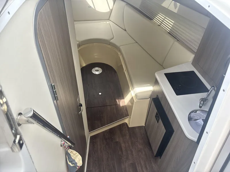 Slide: The Image of Regal 28 Express 2021 - 26