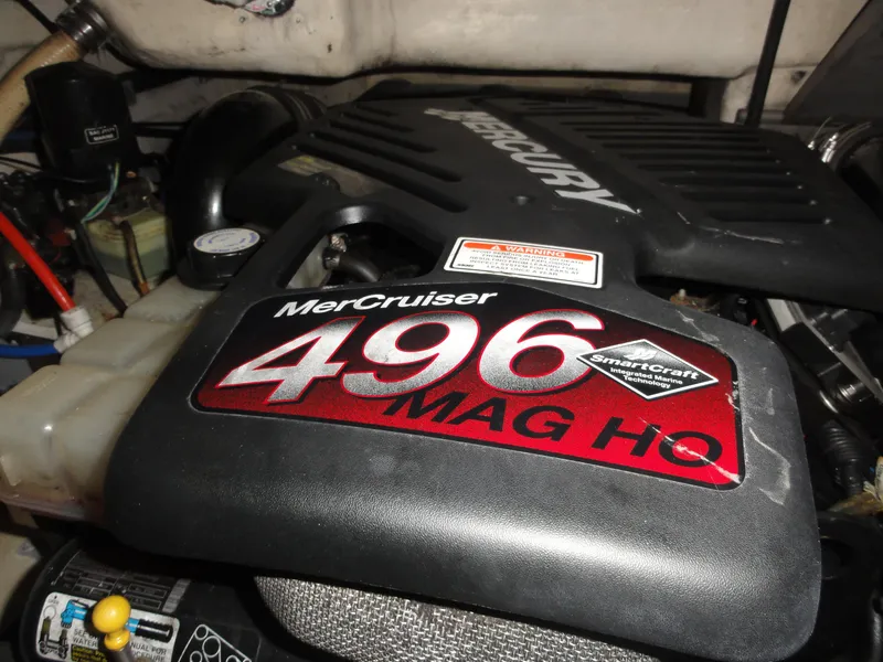 Slide: The Image of MerCruiser 496 MAG HO engine in 2004 Formula 37 PC boat. - 43
