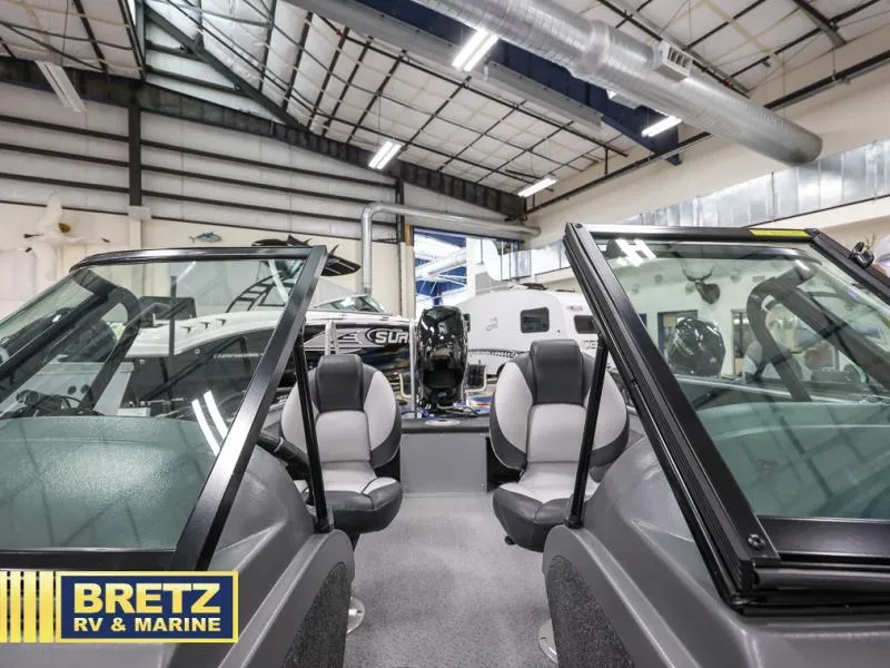 Slide: The Image of 2024 PRO ANGLER 162 boat interior at Bretz RV & Marine showroom. - 16